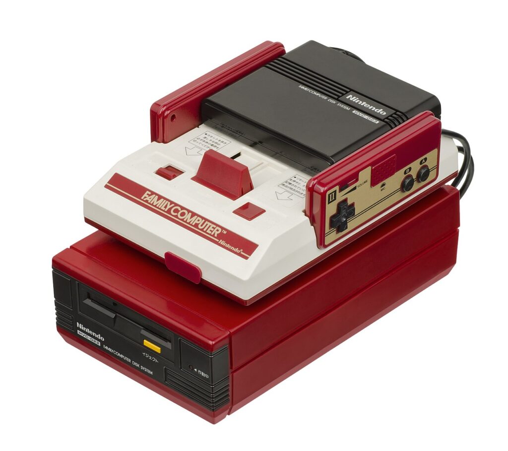 Items 6 Nintendo Famicom Disk System
