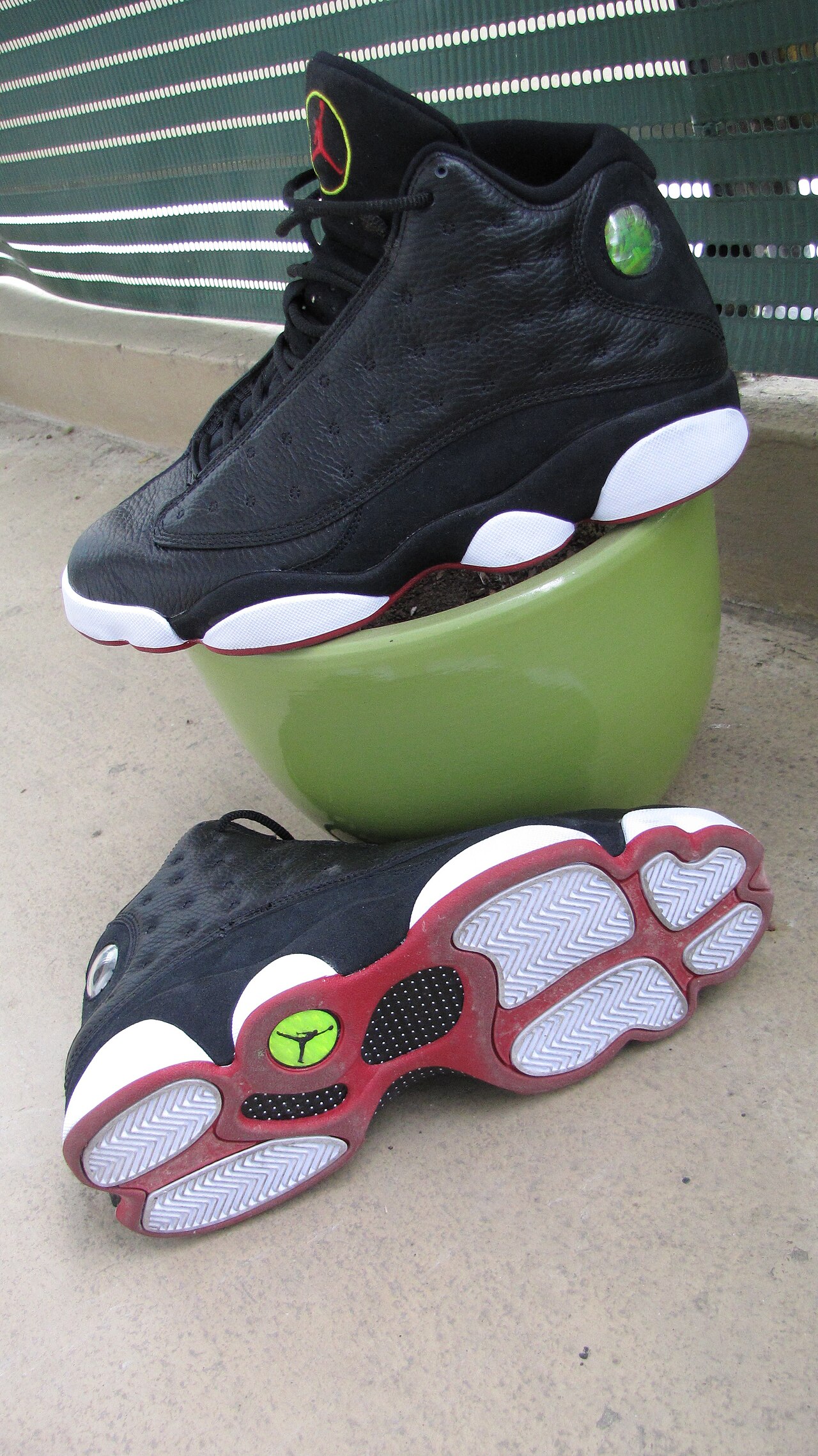 How Much Are My Sneakers Worth? (2026 Valuation Guide) 1 sneakers valuation guide