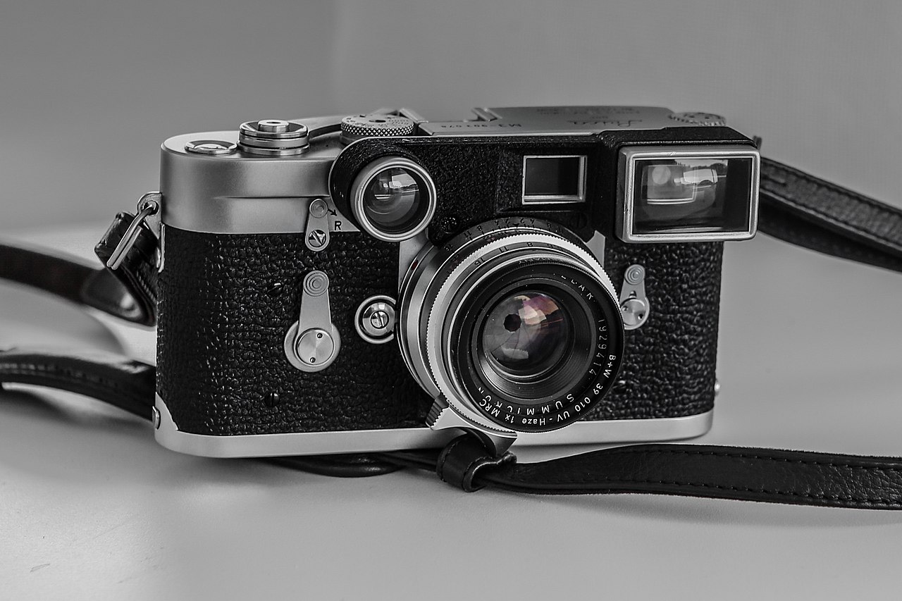 vintage camera valuation guide