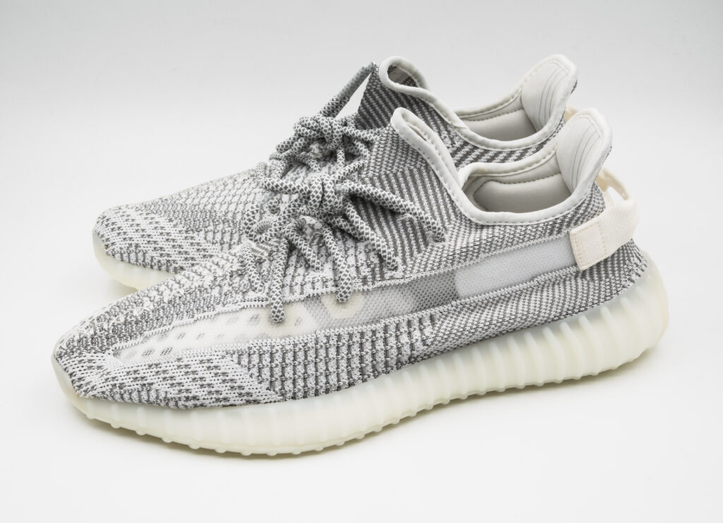 Items 7 Sneakers
