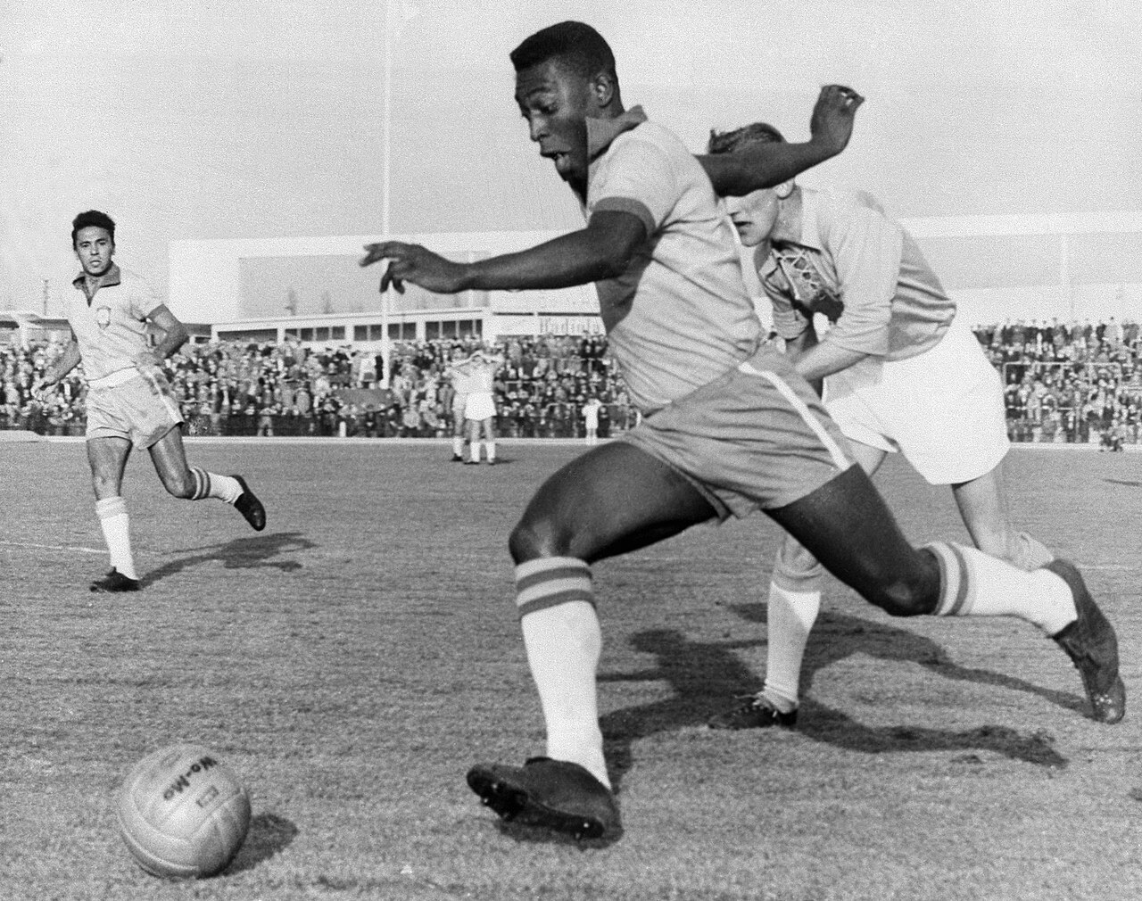 Pelé, Brazilian football legend